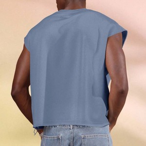 Top Corto Personalizado para Hombre, sin Mangas, Cuello en V, Tejido, Color Azul, Estilo Oversize, Casual, con Bajo sin Rematar, Corte Cuadrado y Efecto Desgastado - Product Image 2