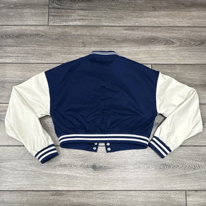 Veste universitaire bleu marine pour homme avec manches blanches, broderie 1984, style preppy, boutonnée, courte, pour l'automne - Product Image 3