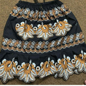 Minifalda de Mujer con Diseño Hawaiano, Estilo Isleño, Tela Personalizada y Bordado a Medida, la Mejor Oferta de Verano 2026, Faldas Personalizables - Product Image 1