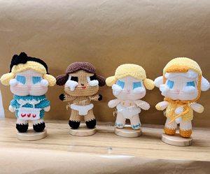 Muñeca de Ganchillo de Lana Hecha a Mano en Vietnam, Juguete de Hilo para Coleccionistas, Tiendas de Regalos y Decoración Acogedora del Hogar, Suministro al por Mayor - Product Image 5