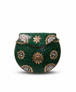 CRAFTS HUB Pochette en métal pour femme avec pierres et motif géométrique, fermeture éclair, détail chaîne, doublure satinée 7 pouces, capacité pour téléphone portable - Product Image 1