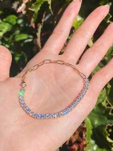 Bracelet en or massif 14 carats de luxe, certifié IGI, avec diamants de laboratoire taillés en forme de trombone, 4 carats au total, délicat, pour superposition, 7,25 pouces - Product Image 2