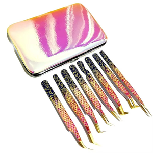 Pince à cils en acier inoxydable personnalisable avec logo, couleur au choix, nouvelle collection 2026, best-seller, fabriquée au Pakistan - Product Image 1