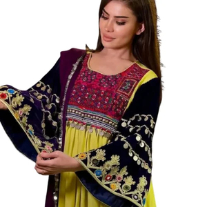 Prix négociable Robes afghanes vintage, best-sellers, en velours, style Kuchi, disponibles en couleurs et motifs personnalisés. Robe afghane. - Product Image 4