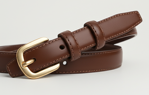 Cinturón de Cuero para Mujer, Accesorio de Cintura de Lujo para la Moda Moderna de Divine International - Product Image 4