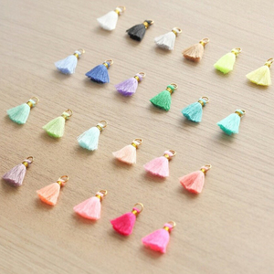 10 Piezas de Borlas Boho Personalizadas de 18 mm, Suministros para Manualidades, Flecos Gruesos para Joyería, Borlas Pequeñas Personalizadas - Product Image 2