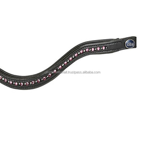 Bande de front de cheval en cuir rembourré noir incrustée de cristaux multicolores bande de front de bride de forme incurvée faite à la main avec logo personnalisé - Product Image 3