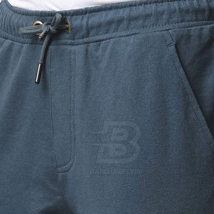 Shorts pour hommes tendance, shorts pour hommes au look moderne, shorts pour hommes en tissu respirant, shorts pour hommes en matière douce, shorts pour hommes pour un usage quotidien - Product Image 3
