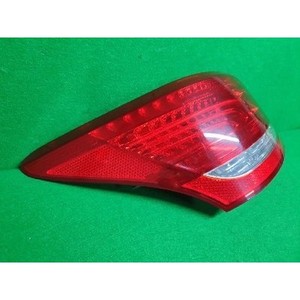 Luz Trasera Izquierda Usada Equus 924013N000 - Product Image 2