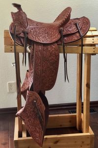 Silla de montar de cuero genuino estilo vintage, diseños personalizables, la mejor calidad, silla europea duradera para carreras. - Product Image 2