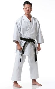 Nouveau style de costumes de judo les plus vendus uniformes de karaté colorés pour les arts martiaux, y compris le taekwondo fait à la main au Pakistan - Product Image 2