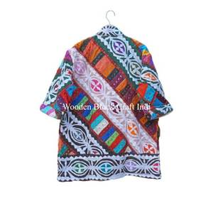 Manteau d'hiver pour femme fait main en coton Kantha, veste matelassée avec patchwork tissé, style ethnique indien bohème, design long - Product Image 5