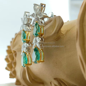 Boucles d'oreilles pendantes en or blanc avec diamants taille marquise et poire, bijoux de luxe pour mariée, élégantes pour mariage, fête, anniversaire, cadeau pour elle - Product Image 3