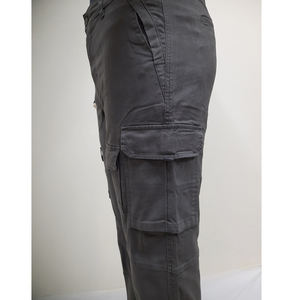 Pantalones Cargo Largos de Sarga para Hombre de Alta Calidad con Tela de Algodón Transpirable y Bolsillos Funcionales para un Uso Diario Cómodo - Product Image 5
