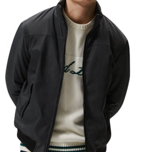 Chaqueta Estilo Bomber Personalizada – Calidad Resistente, Sensación Ligera – Material Transpirable y Sostenible - Product Image 1