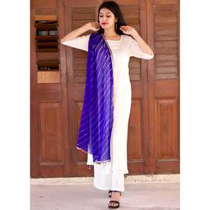 Magnifique ensemble kurta en mousseline de soie blanche avec dupatta bleu à motifs Lehariya, manches trois-quarts, taille XS - Product Image 1