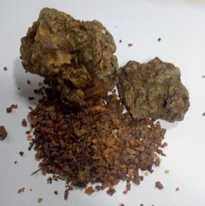 Highest Quality Best Commiphora Myrrh Resin from India With Private Label - Product Image 2