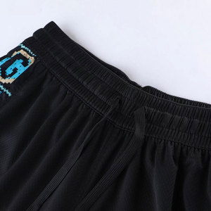 Shorts de basketball personnalisés 2026 de haute qualité, légers, respirants, à séchage rapide, grandes tailles, pour hommes, tenue d'équipe - Product Image 2
