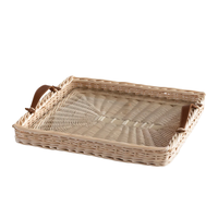 Plateau rectangulaire en rotin de qualité supérieure avec poignée en cuir pour service alimentaire et rangement en hôtel, matériau naturel, vente en gros