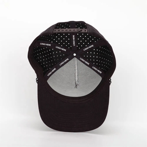 Gorra de golf clásica impermeable al por mayor con logo personalizado, gorra de golf de 5 paneles con cuerda, corte láser, rendimiento de flujo de aire, snapback, proveedor de Vietnam - Product Image 4