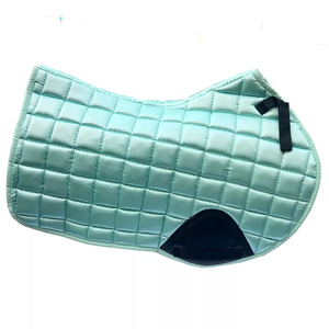 Ensemble de tapis de selle de saut d'obstacles en satin de qualité supérieure, avec voile anti-mouches antidérapant et housse de casque d'équitation avec doublure en polycoton - Product Image 4
