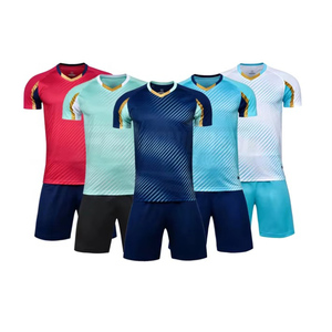 Conjunto de Camiseta de Fútbol con Cuello en V para Hombre, Degradado Azul, Manga Corta, Poliéster que Absorbe la Humedad, Ajuste Atlético para Todas las Temporadas - Product Image 4