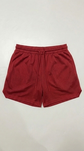 Shorts de sport noirs personnalisés, tissu en maille à séchage rapide, vêtements de sport confortables pour tous les jours pour hommes - Product Image 3