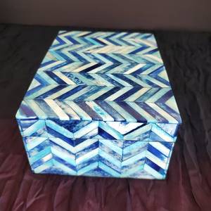 Caja de Joyería Artesanal Decorativa, Caja de Almacenamiento para el Hogar, Decoración de Mesa, Caja de Joyería de Madera con Patrón Chevron Azul Moderno, Caja Rectangular - Product Image 3