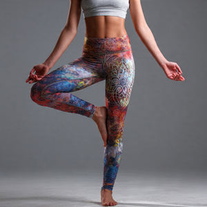 Conjunto de yoga de sublimación al por mayor para mujer, sujetador deportivo estampado de compresión, conjunto de leggings de ropa urbana, conjunto de leggings deportivos 100% poliéster para mujer - Product Image 6