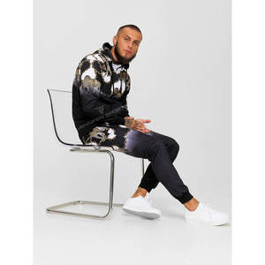 Ensemble de survêtement léger à fermeture éclair pour homme, en polaire 100 % polyester, avec impression par sublimation, manches longues, idéal pour l'hiver – Fabrication OEM - Product Image 5