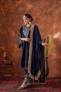 Traje Tradicional Español de Terciopelo para Mujer, Conjunto de Dos Piezas con Bordado de Algodón, Corte Holgado, para Bodas y Fiestas - Product Image 2