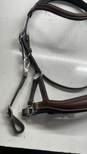 Brida Anatómica de Cuero Marrón Personalizada para Caballo, sin Bocado, con Frentealargador Acolchado Curvo y Alivio de Presión Lateral, Ergonómica para Equitación - Product Image 6