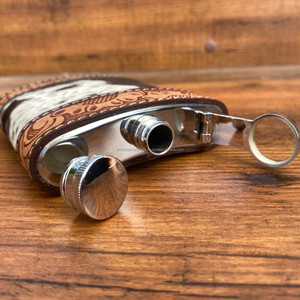 New Best Selling Luxury Customized Hand Tooled Leather Premium Heavy Duty Hip <b>Flask</b> Holder Case Personalized Cowhide Hip <b>Flask</b> - Product Image 6