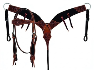 Conjunto de arreos de cuero repujado a mano estilo western, cabezada ajustable y pechera a juego, equipo de equitación de lujo. - Product Image 3