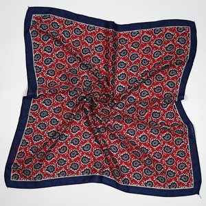 Foulard bandana carré décontracté pour femme, idéal pour l'extérieur – Vente chaude, luxe, à carreaux, uni, respirant, en soie satinée - Product Image 4