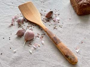 Spatule en bois, ustensile de cuisine, ornement en genévrier, ustensile de cuisine fait main, cadeau, ustensile de cuisine, cadeau de pendaison de crémaillère - Product Image 2