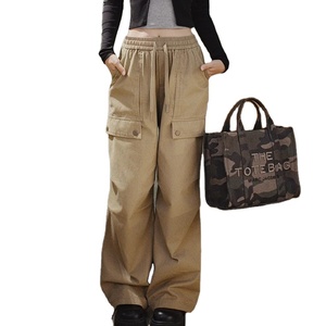 Pantalones Cargo informales con cordón de bolsillo Pantalones de cintura elástica Pantalones caqui rectos sueltos de pierna ancha para mujer - Product Image 2