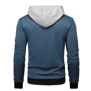 เสื้อฮู้ดผู้ชายแบบสลิมฟิต แขนยาว สีตัดต่อ มีกระเป๋า เหมาะสำหรับใส่ในฤดูใบไม้ร่วง รับผลิตแบบ OEM ODM - Product Image 2