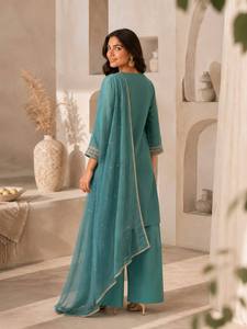 COLECCIÓN ESPECIAL DE ROPA DE DISEÑADOR PARA FESTIVALES, seda romana bordada con lentejuelas en el interior - Product Image 2