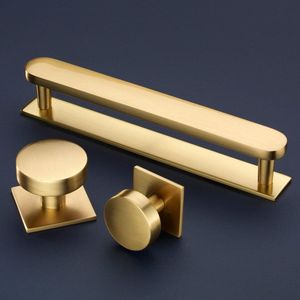 มือจับประตูทองเหลืองสไตล์เอ็ดเวิร์ด ดีไซน์บาโรก สำหรับประตูบ้านโบราณ - Product Image 3