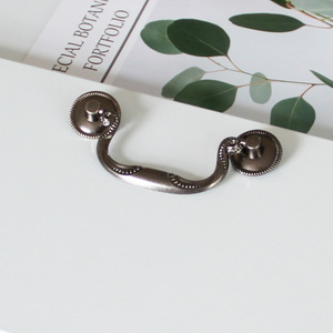 Tirador de mariposa contemporáneo de aleación de zinc a precio económico, herrajes decorativos clásicos para cajones y armarios - Product Image 1