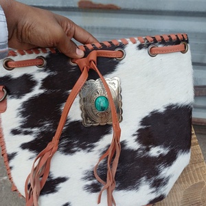 Bolso Bandolera de Piel con Borlas y Remaches, Estilo Vaquero Occidental, con Dos Correas, Precio al por Mayor - Product Image 3