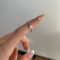 Bague de fiançailles et de mariage ajustable en argent S925 pour femme, design classique, avec pierre en moissanite 0,5 ct D VVS1