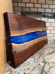 Élégante planche à découper rustique en bois et résine faite à la main, plateau de service durable avec un artisanat unique Design indien pour servir du fromage - Product Image 4