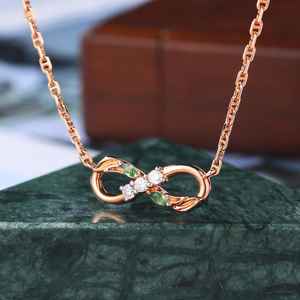 Collier en agate mousse infinie et moissanite, pendentif gravé en forme de feuille, or blanc, bijoux fins de luxe pour femmes, OEM ODM - Product Image 3