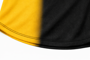 เสื้อฟุตบอลอเมริกันขายส่ง แบบสั่งทำชื่อและหมายเลข  ชุดทีมแบบซับลิเมชั่น ดีไซน์สองสี คอวี แห้งเร็ว ชุดกีฬา - Product Image 5