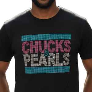 T-shirt personnalisé en coton à manches courtes pour femme avec strass Chucks and Pearls, motif graphique brillant, style décontracté et tendance - Product Image 5