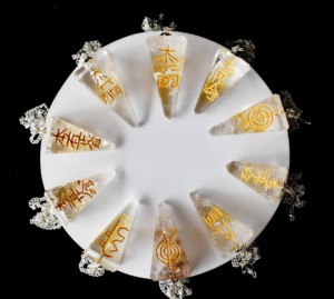 Péndulos Facetados de Cuarzo Cristalino Transparente de Alta Calidad para Decoración, Piedra Preciosa de Alta Calidad con Gravedad - Product Image 1