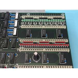 Poly-Flow Engineering EA-019 Auto Flow II Micro - Équipements et pièces semi-conducteurs de confiance de renommée mondiale - Product Image 5