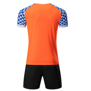Maillot de football unisexe le plus vendu 100 % polyester, couleur et logo personnalisables, respirant, séchage rapide, imprimé par sublimation, été, superbe - Product Image 3